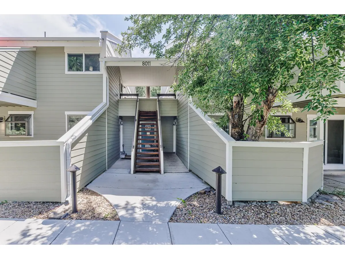 8011 Countryside #215, Niwot, CO 80503