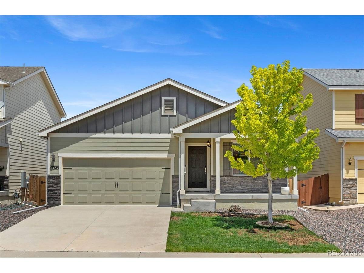 47323 Iris, Bennett, CO 80102