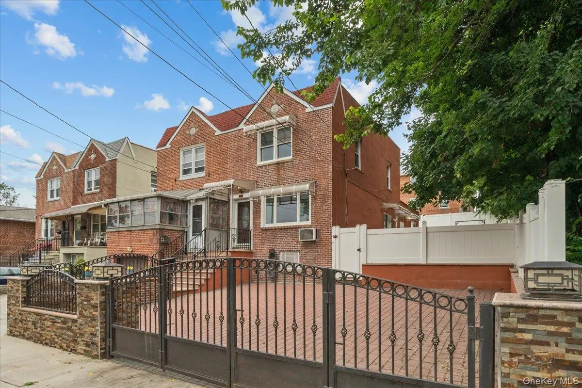 2351 Kingsland AVE, Bronx, NY 10469