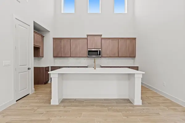 529 Buckaroo DR, Georgetown, TX 78633