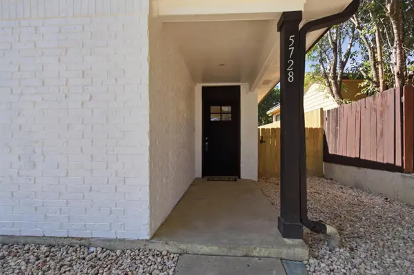 5728 Pinon Vista DR, Austin, TX 78724