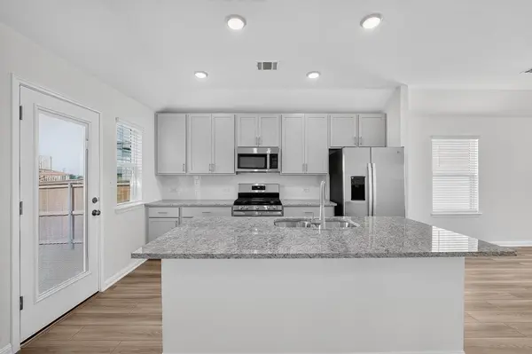126 Christy ST, Hutto, TX 78634
