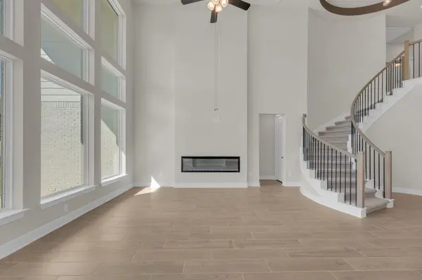 916 Rock Daisy TRL, Hutto, TX 78634