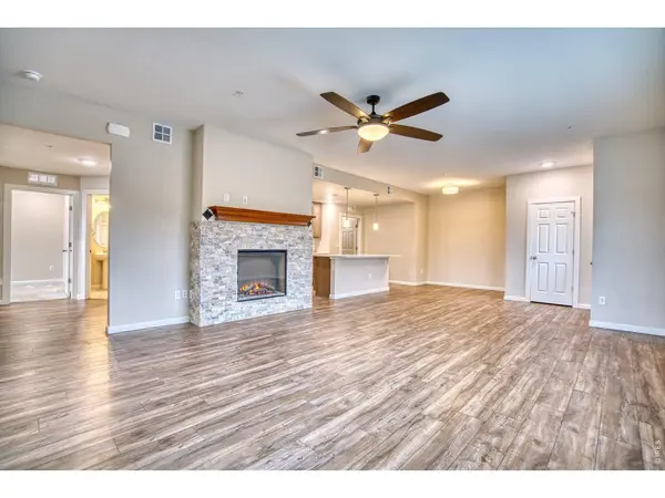 2417 Calais #19-D, Longmont, CO 80504