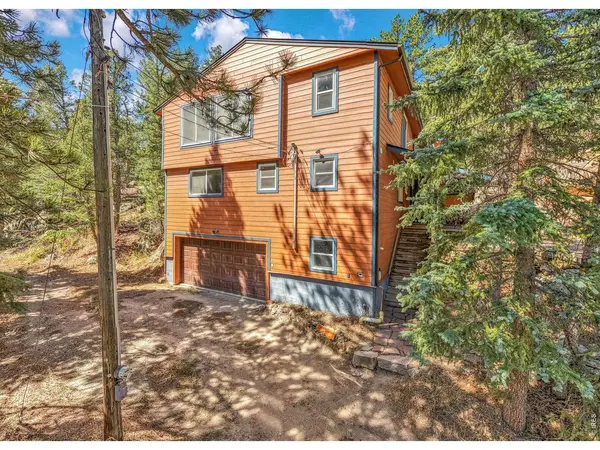 527 Hemlock,  Lyons,  CO 80540