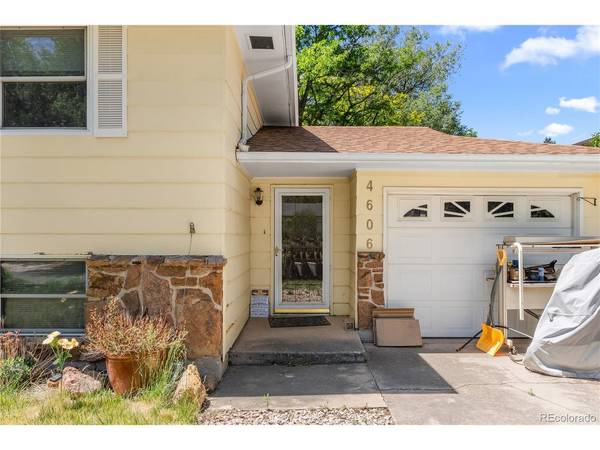 4606 La Cresta, Colorado Springs, CO 80918