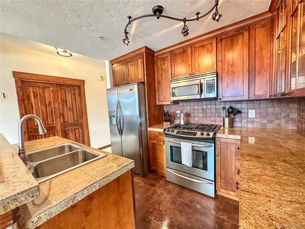 39 Cozens Pointe #B-B202, Fraser, CO 80442