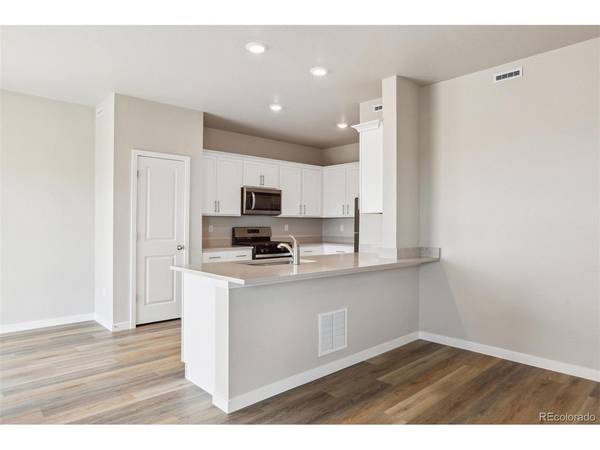 48215 Shetland, Bennett, CO 80102