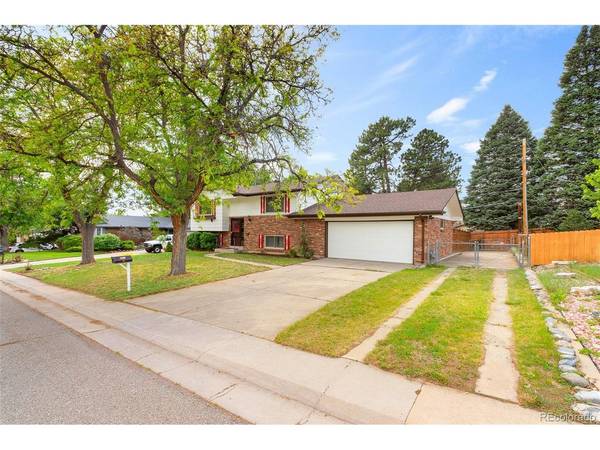 6671 Welch, Arvada, CO 80004