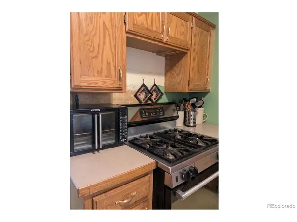 37 E 4th, Longmont, CO 80504
