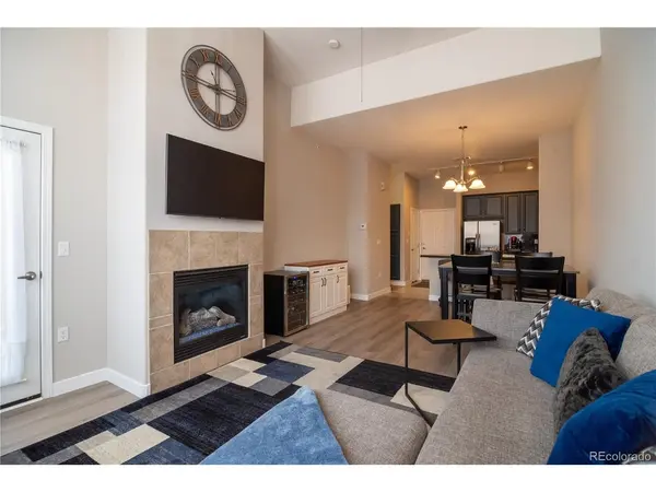15470 Canyon Rim #304, Englewood, CO 80112