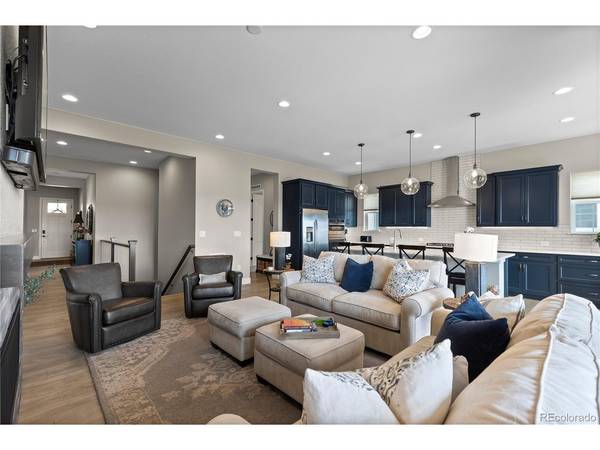 7129 Canyonpoint, Castle Pines, CO 80108