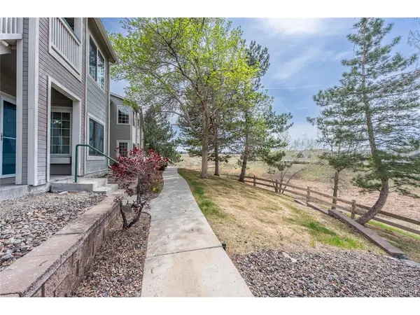 3701 Cactus Creek #102, Highlands Ranch, CO 80126