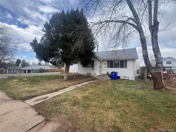3100 S Pearl,  Englewood,  CO 80113