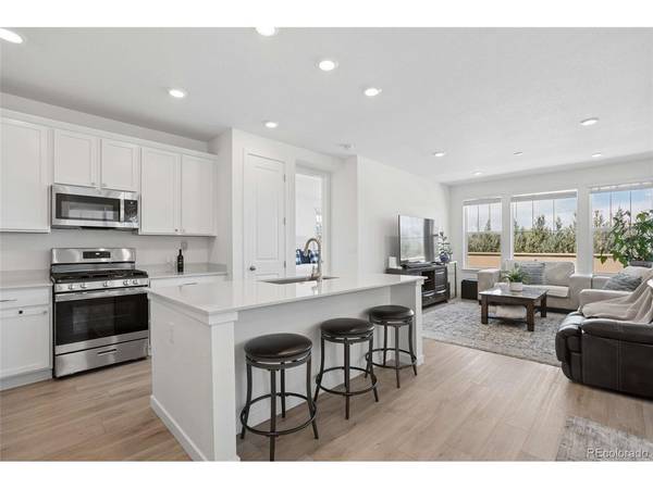 15979 Xanthia, Thornton, CO 80602