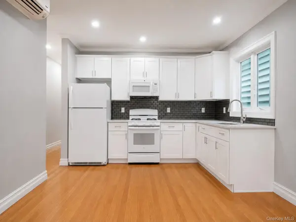 6324 Saunders ST, Rego Park, NY 11374