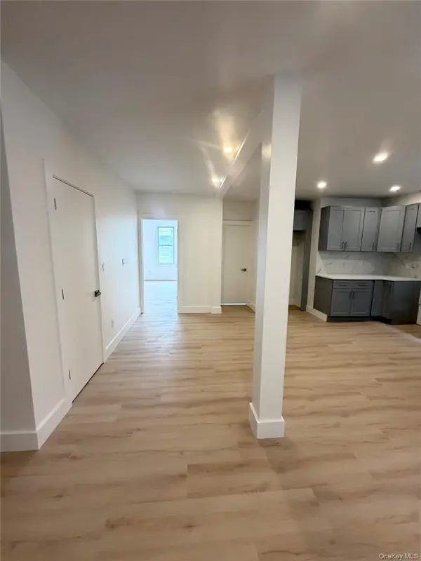 3105 Roberts AVE, Bronx, NY 10461