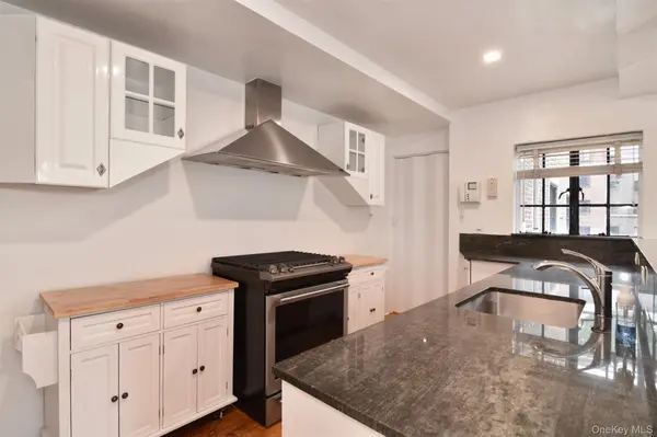 915 Wynnewood RD #A3, Pelham, NY 10803