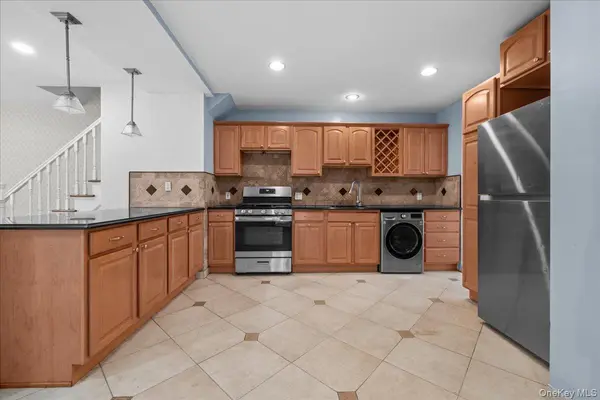 2351 Kingsland AVE, Bronx, NY 10469