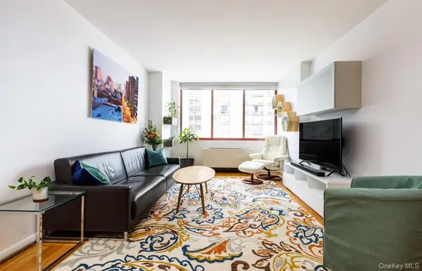 474 48th AVE #28E, Long Island City, NY 11109
