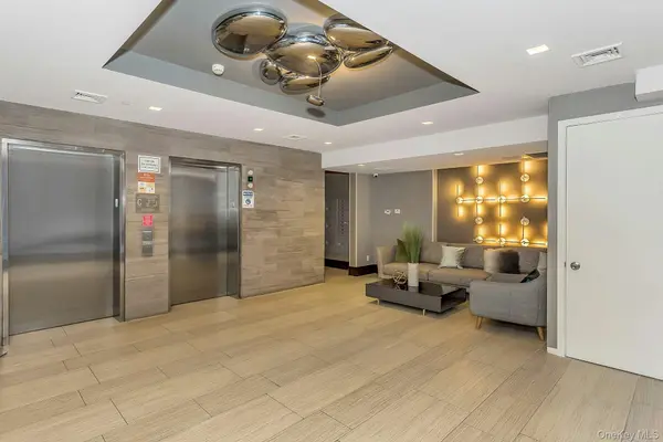 39-16 Prince ST #5E, Flushing, NY 11354