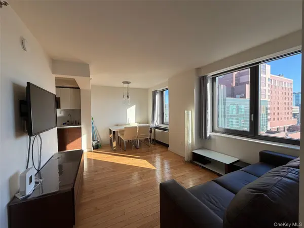 39-16 Prince ST #8C, Flushing, NY 11354