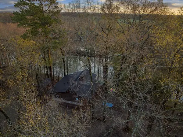 12 River LN, Broken Bow, OK 74728