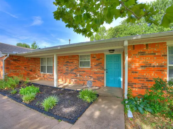 1135 Mockingbird CIR, Choctaw, OK 73020