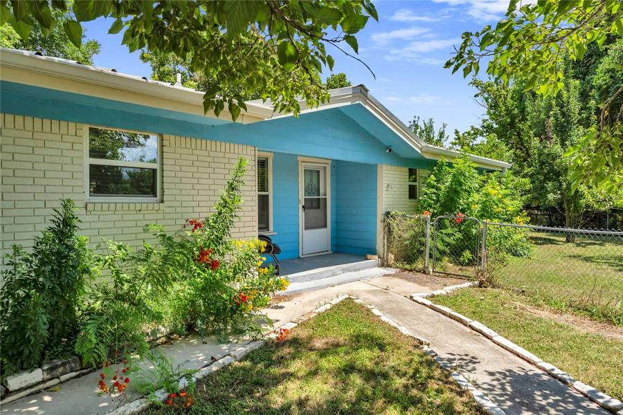 505 Chisum TRL, Burnet, TX 78611
