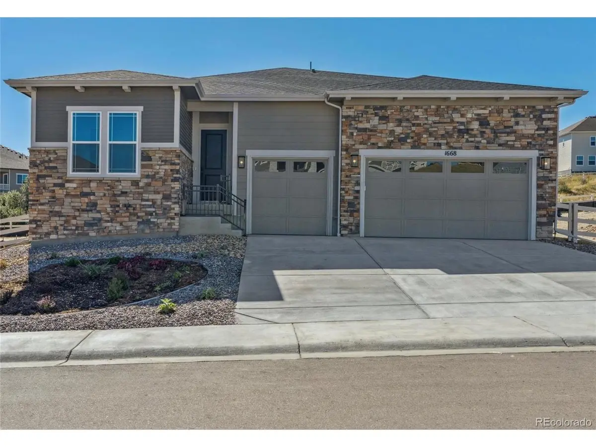 1668 Green Fern, Castle Rock, CO 80104