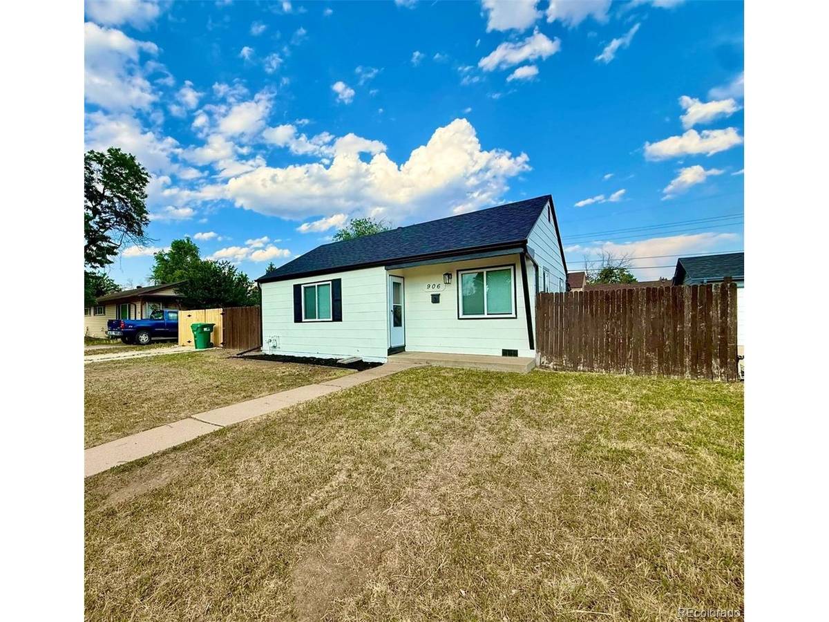 906 Nome, Aurora, CO 80010