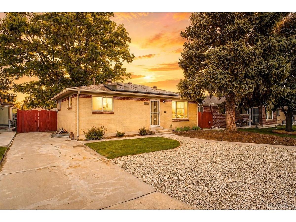 1831 S Dale, Denver, CO 80219