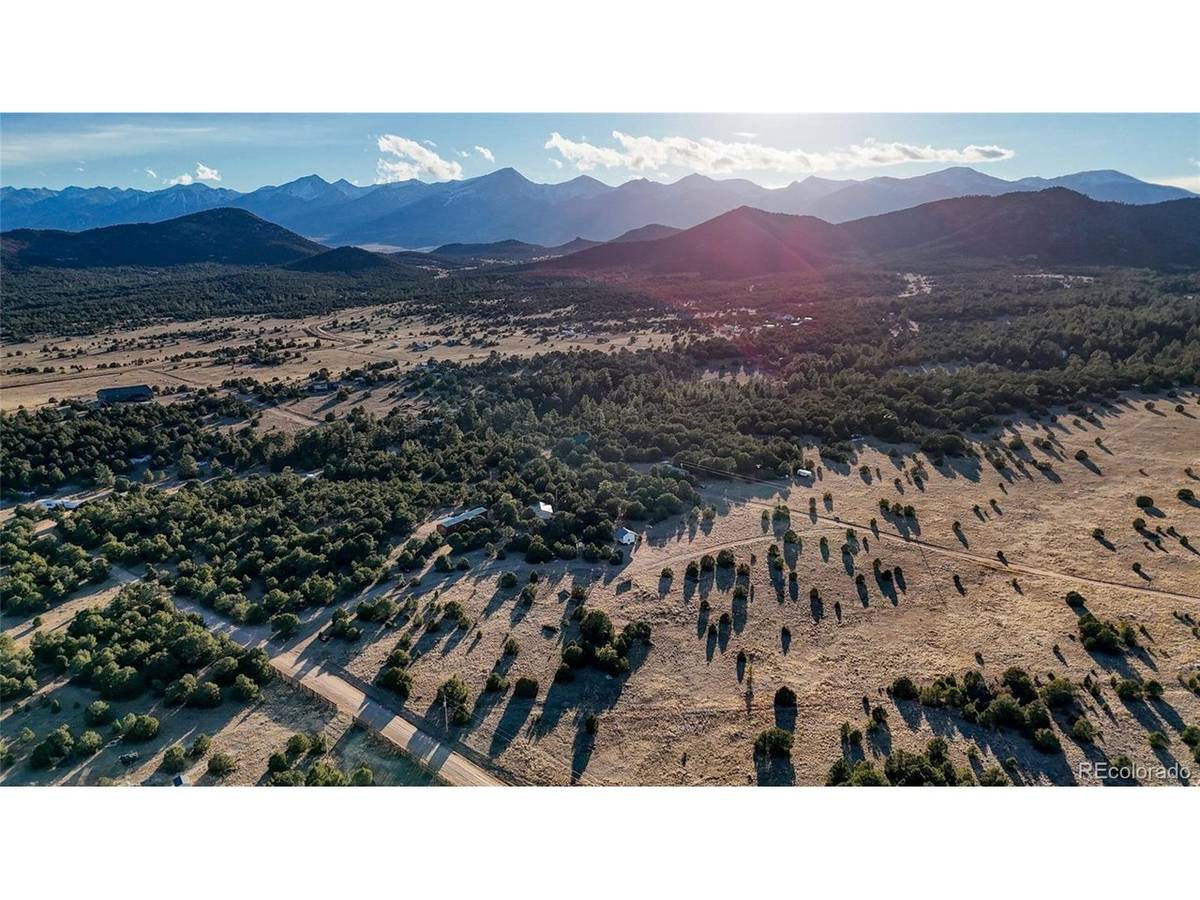 1738 12th, Cotopaxi, CO 81223