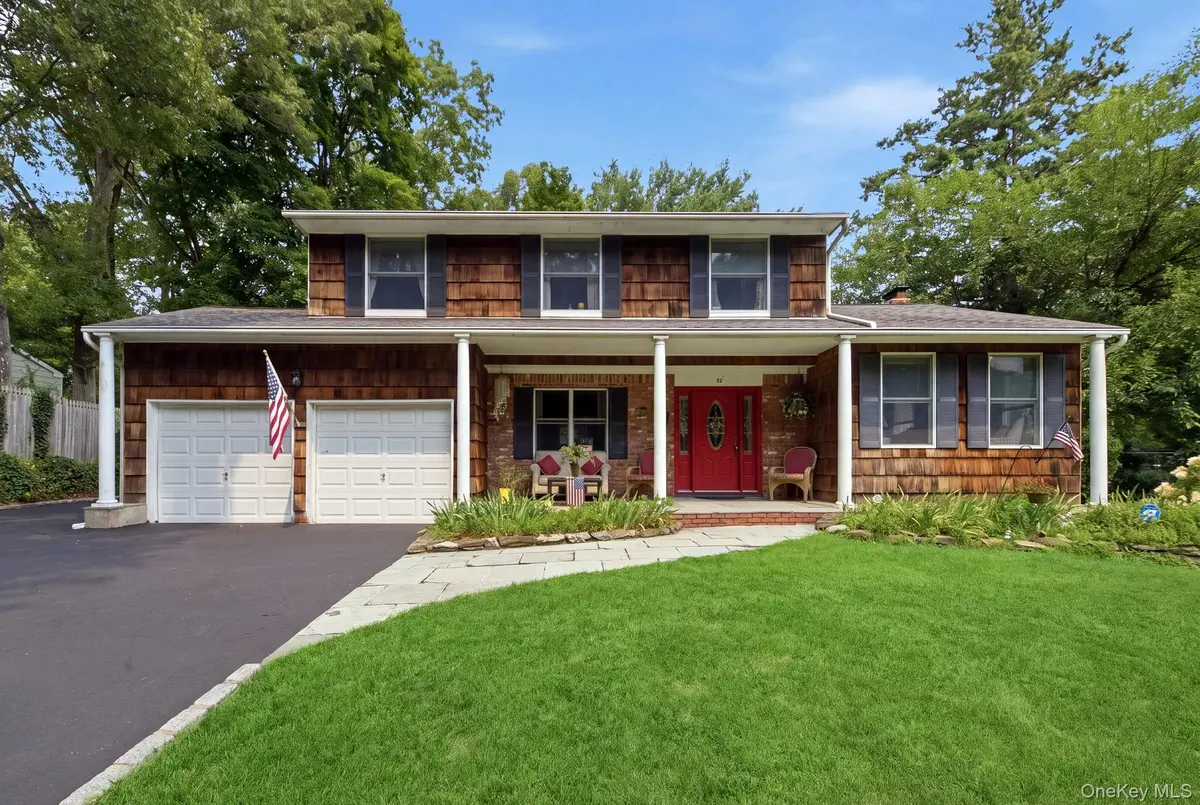 26 Sheryl CRES, Smithtown, NY 11787
