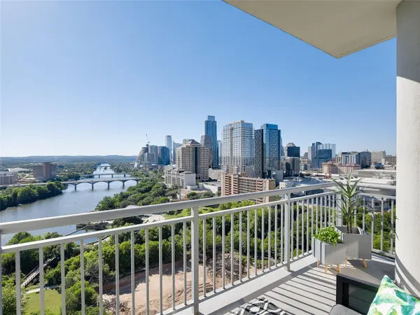 603 Davis ST #2001, Austin, TX 78701