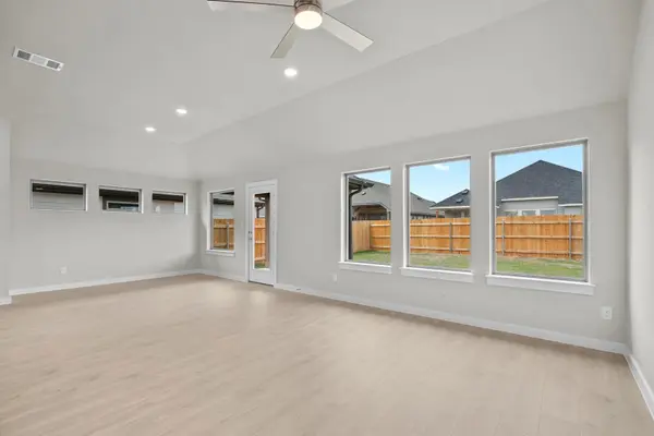 115 Mandeville DR, Hutto, TX 78634
