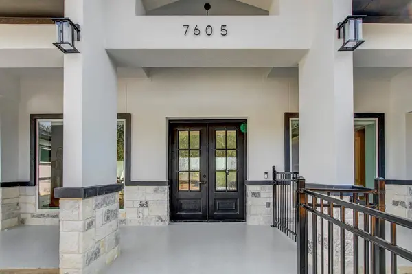 7605 Lantern View DR, Jonestown, TX 78645