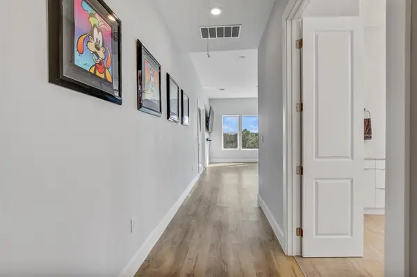 7605 Lantern View DR, Jonestown, TX 78645