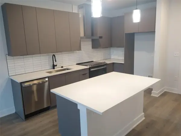 2220 Webberville RD #403, Austin, TX 78702