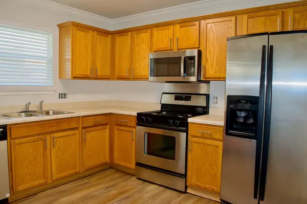 1708 Darjeeling DR, Pflugerville, TX 78660