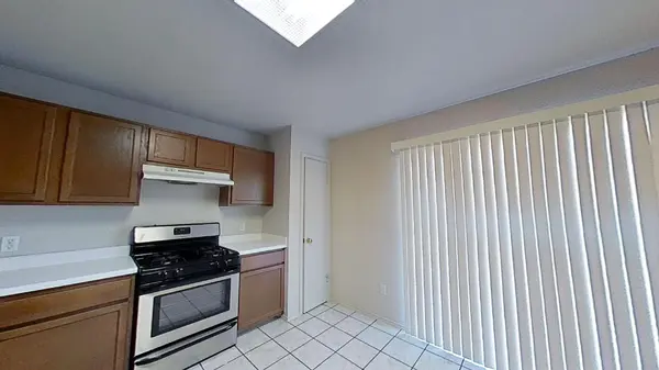 1200 HUGHMONT DR, Pflugerville, TX 78660