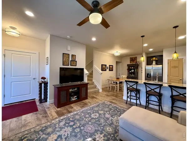 694 Stonebridge, Longmont, CO 80503