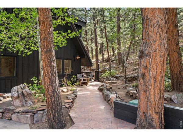 770 N Cedar Brook, Boulder, CO 80304