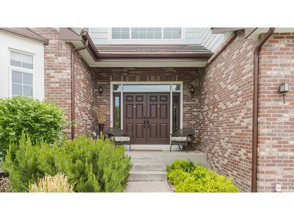 6090 S Mobile, Centennial, CO 80016