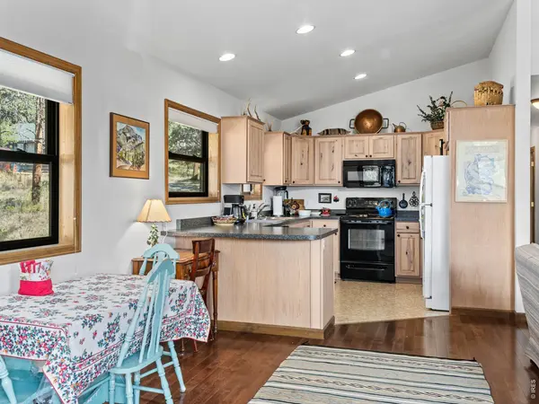 725 Upper Larkspur, Estes Park, CO 80517