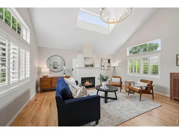 4882 Dakota, Boulder, CO 80304