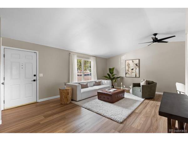 4382 S Ceylon, Aurora, CO 80015