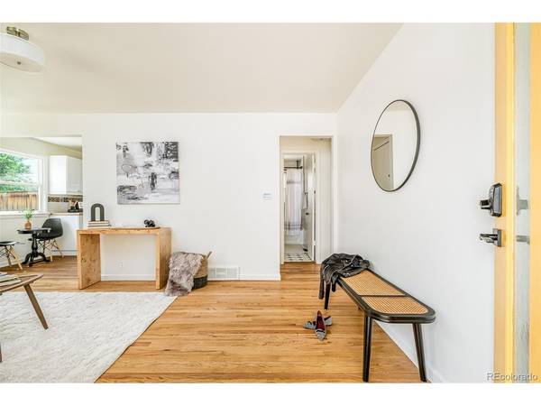 965 Lima, Aurora, CO 80010