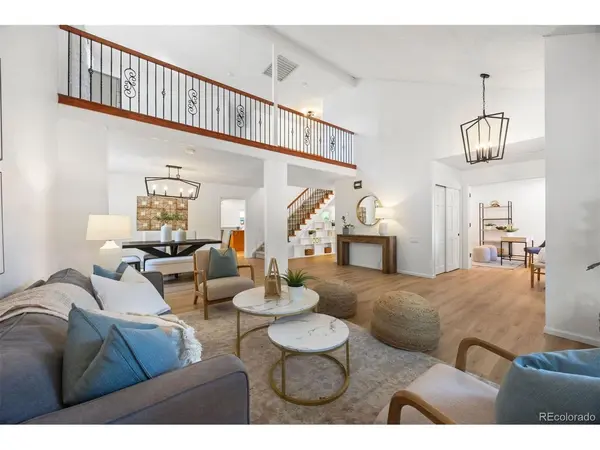 3085 E Hinsdale, Centennial, CO 80122