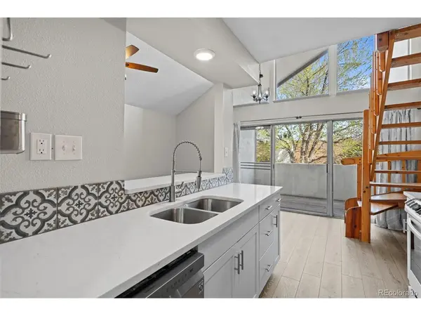 3539 S Fairplay #B-10, Aurora, CO 80014